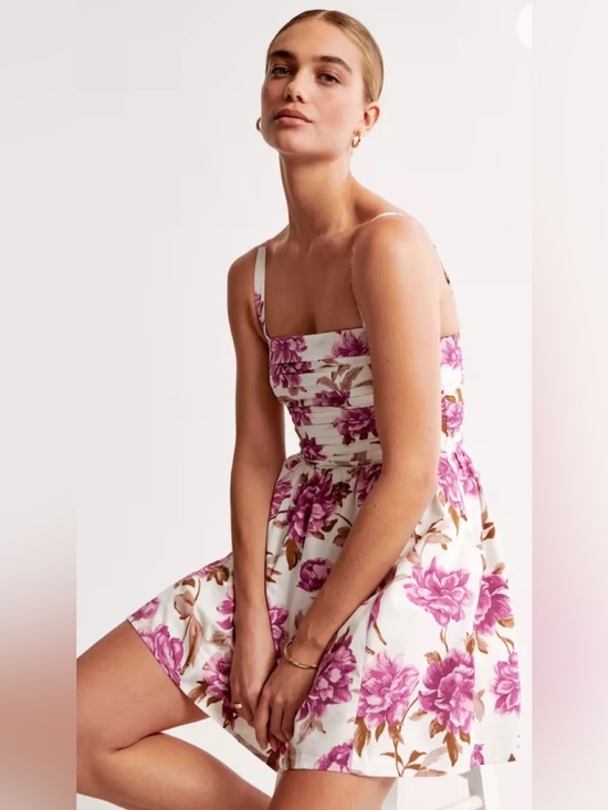 Abercrombie & Fitch Dresses & Skirts - Abercrombie Emerson Wide Strap Fit & Flare Mini Dress in Purple Floral - M